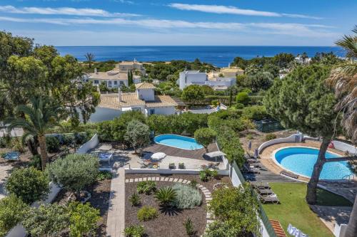 Villa Sawadi by Villa Plus