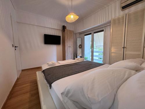 Southcoast Suite Vouliagmeni