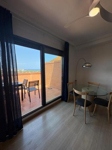 Atico Duplex con vistas al mar