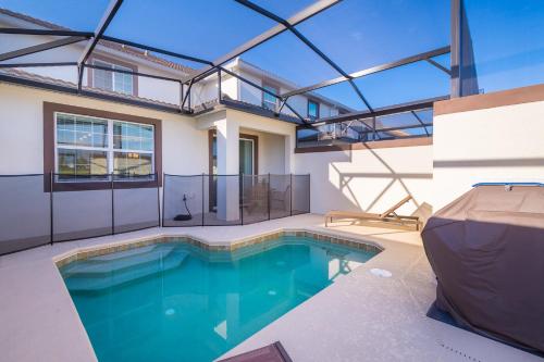 8981AV TOWNHOUSE 5 BEDROOMS 4 BATHROOMS POOL photo 3