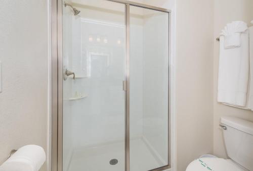 8981AV TOWNHOUSE 5 BEDROOMS 4 BATHROOMS POOL photo 17