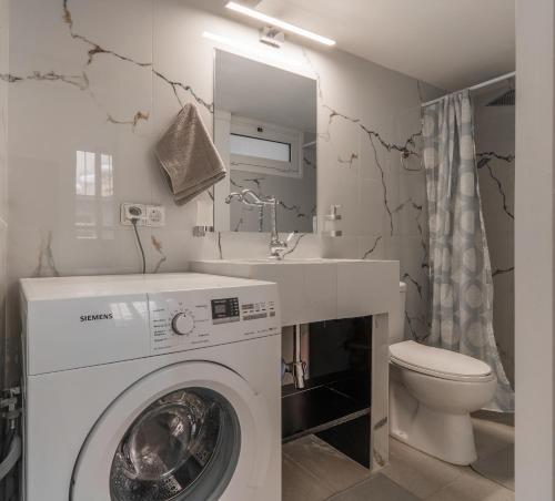 Colonus apartment