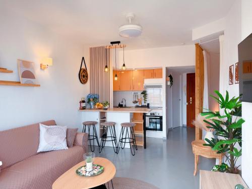Sea View Puerto Marina - 1-bedroom apartment with balcony
