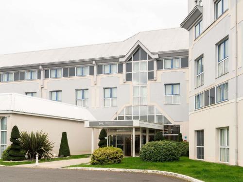 a rendering of the front of a building at Mercure Tours Nord in Tours