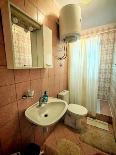 Apartments with parking space Barbat, Rab - 27424