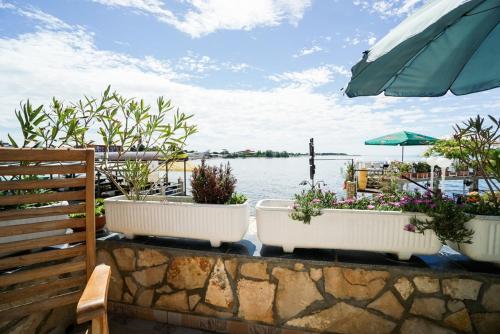 Apartments with WiFi Rozac, Umag - 27209
