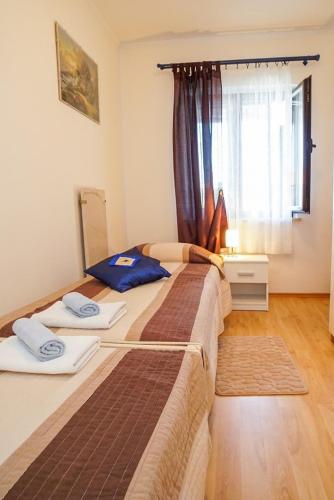 Apartments with parking space Rozac, Umag - 27212
