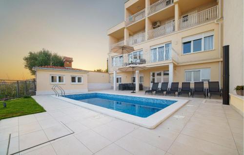 Nice Apartment In Split