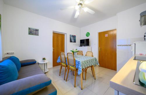 Apartments by the sea Zablace, Sibenik - 25841