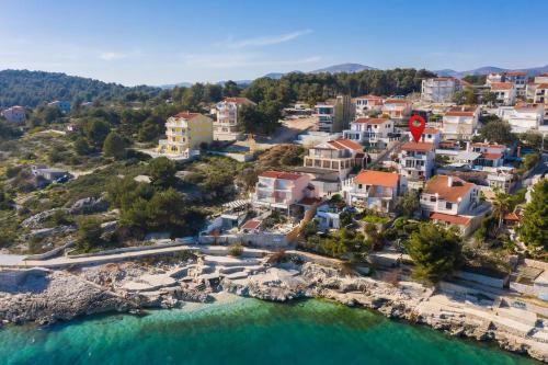 Apartments with parking space Rastici, Ciovo - 25224