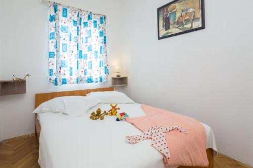 Apartments with parking space Rastici, Ciovo - 25224
