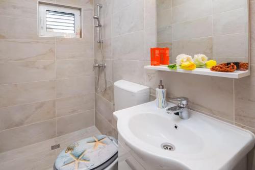 Apartments with parking space Rastici, Ciovo - 25224