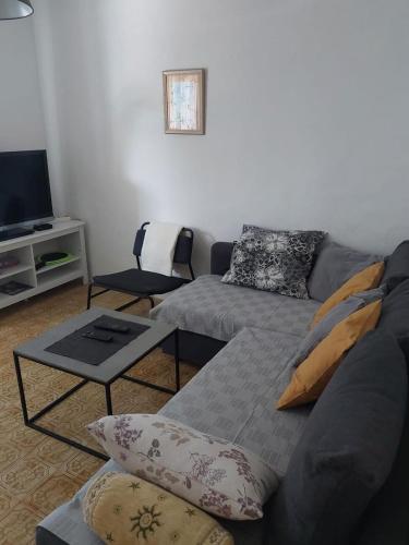 Apartments with parking space Rogoznica - 27466