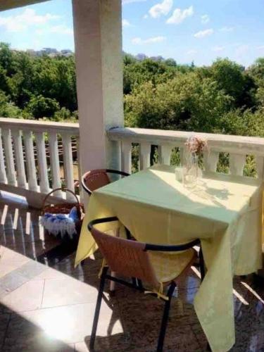 Apartments and rooms with parking space Novi Vinodolski - 25978