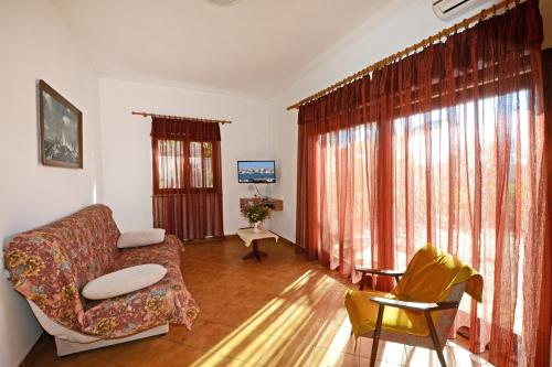 Apartments with swimming pool Valica, Umag - 27199