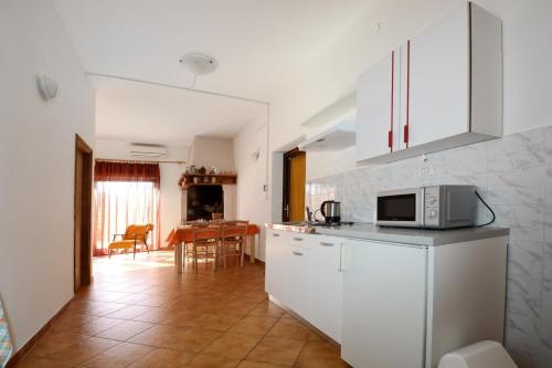 Apartments with swimming pool Valica, Umag - 27199