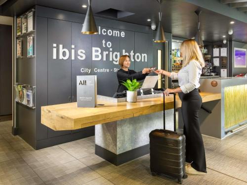 ibis Brighton City Centre - Station photo 42