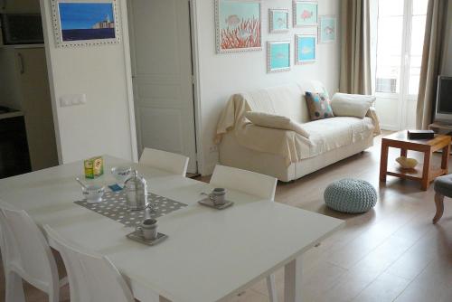 Gallery image of 2 Bedrooms Appartement In Central Location on the famous Place Massena Nice in Nice