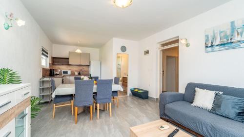 Apartman Sunset View Rab by Villas Guide
