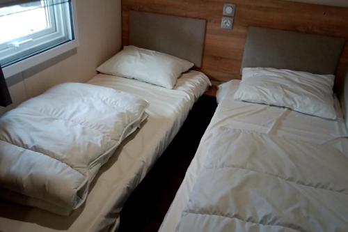 Mobilhome - 8pers - 100m des plages - camping 4