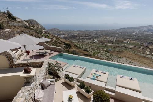 Apartment - Sleeps 4 - Parking - Sea View