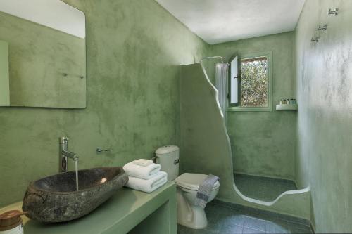 Apartment - Sleeps 4 - Parking - Sea View