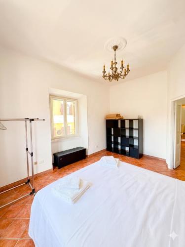 Aeterna Colosseum Residence