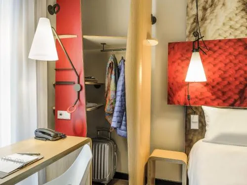 Ibis Berlin Hauptbahnhof photo 12