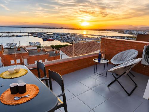 Golden Sunset Views - Panoramic Sea View Duplex