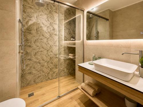 Petite Palace Olive Rethymno Renovated 2026 Near Beach