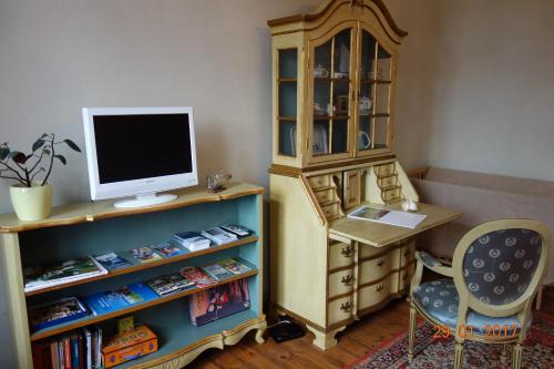TV a/nebo společenská místnost v ubytování Haus 2 Linden