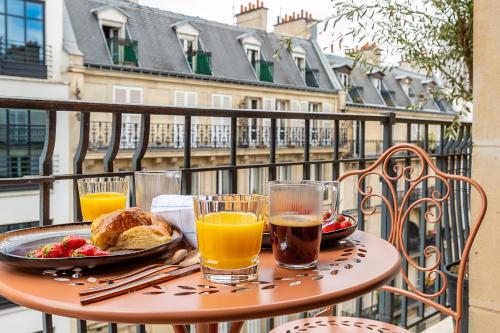 Charming 1BR with Balcony - Near Arc de Triomphe