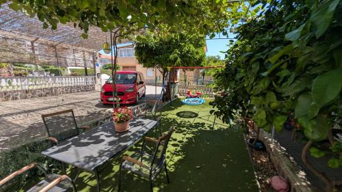 Apartment Livaja -Easy City Access 2DB, Parking, Klima