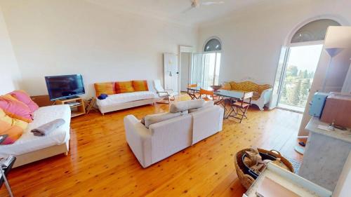 115RP - Grand 3P avec vue mer dans un ancien palace