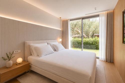 Borique Seafront Residences - Garden