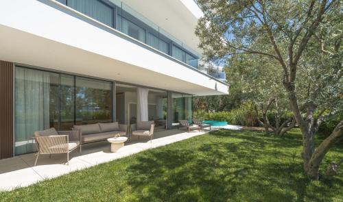 Borique Seafront Residences - Garden