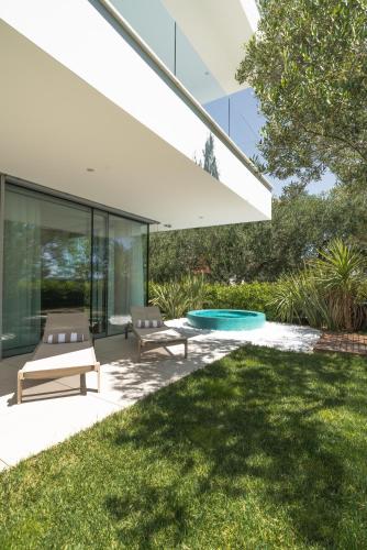 Borique Seafront Residences - Garden
