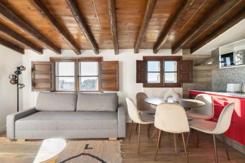 Premium Penthouse Lavapies & Terrace