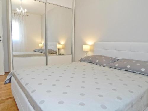 Apartment Paola