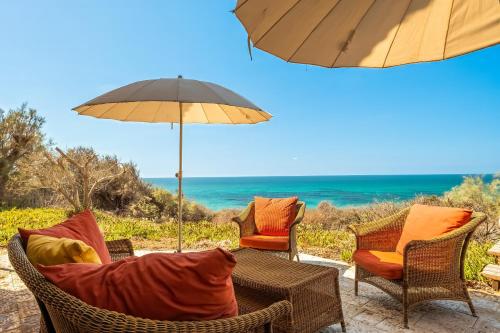 Gallery image of Cliffside Rustic & Charming Villa By Feelhome in Bet Yannay