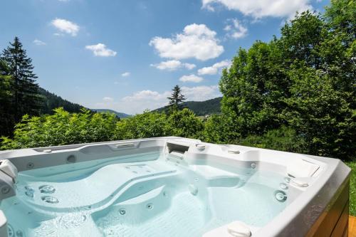 Chalet Léonice - 8 guests - Jacuzzi & Sauna Gérardmer