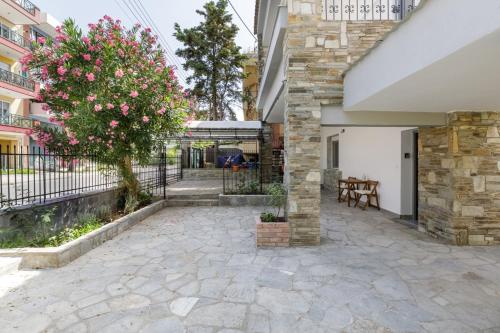 Glow Apartments, in Peraia Beach