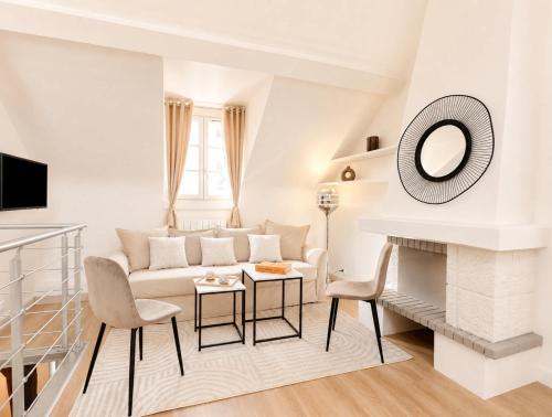 Saint-Germain-des-Pres- Deluxe duplex for 5
