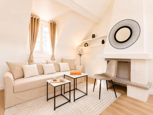Saint-Germain-des-Pres- Deluxe duplex for 5