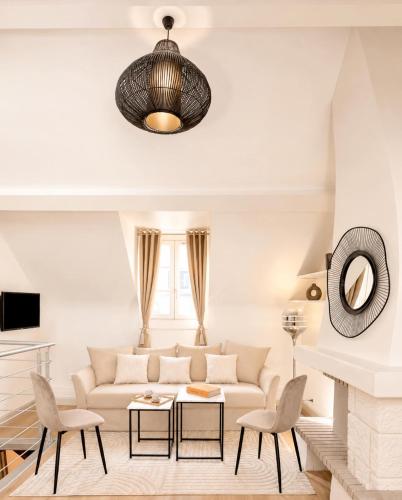 Saint-Germain-des-Pres- Deluxe duplex for 5