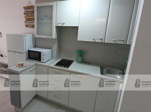 544 Minerva Apartamentos - Vista lateral al mar - Piscina y Playa - Cercano a tren, restaurantes y tiendas