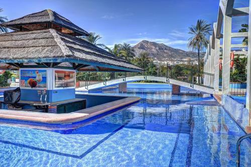 Apartment with Sea View in Benalbeach