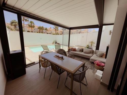 house sweet house - private pool - WIFI