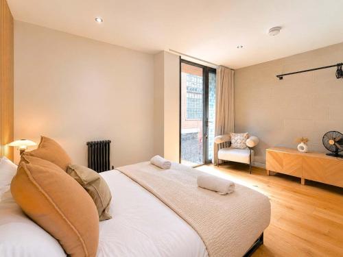 West Townhouse by CasaCity photo 20
