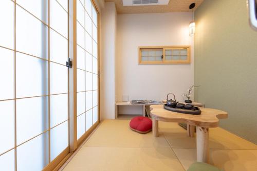 Avid Ueno Residence